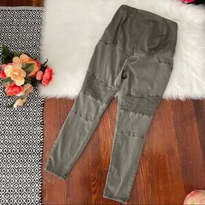 Isabel Maternity Straight Moto Pants Olive Green size 10 Full belly panel